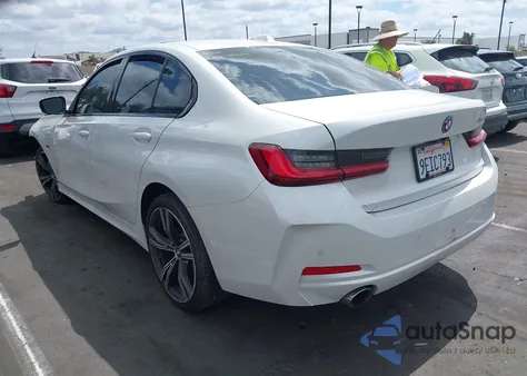 2023 BMW 3 Series 330E z USA, uszkodzony, nr VIN 3MW39FF00P8D05718